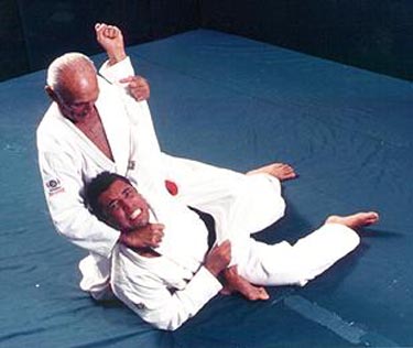 The Onzuka Brothers' Gracie Family Pictorial  Brazilian jiu jitsu, Martial  arts, Jiu jitsu